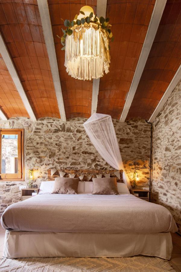 Suite Rural Estilo Farm Con Jacuzzi Y Chimenea Sant Marti Sacalm Zewnętrze zdjęcie